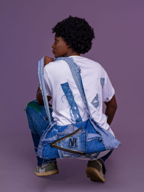 Jeans + T-Shirt + Sac Ripper