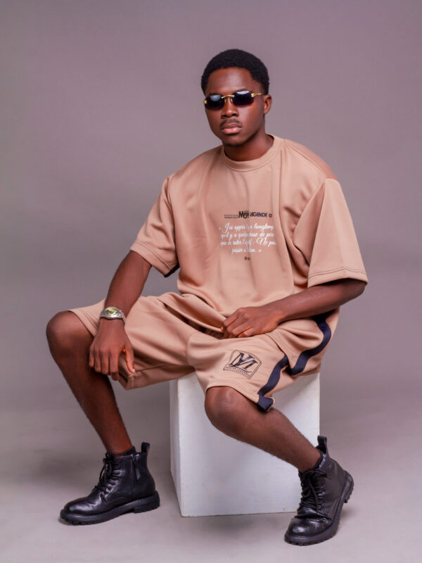 Complet T-shirt col rond + Culotte Mister Legende